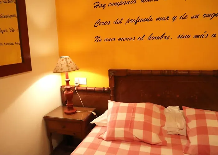 La Casita / Casa De Campo